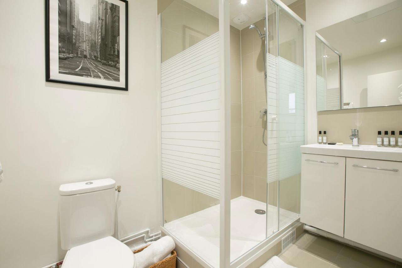 Authentic Apartment In Center Of Parisian Marais Luaran gambar